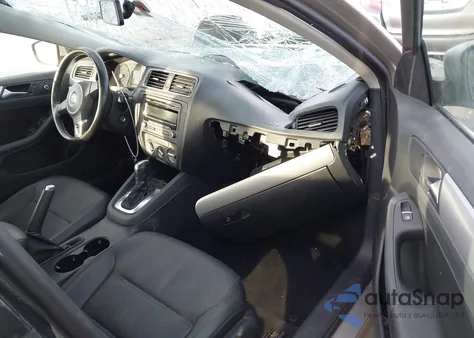 2013 Volkswagen Jetta 2.5L Se z USA, uszkodzony, nr VIN 3VWDP7AJ5DM217539